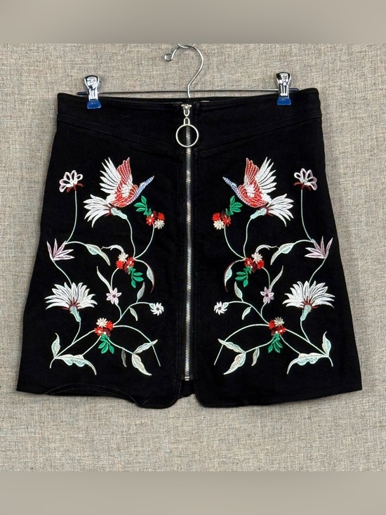 Umgee Dresses & Skirts - Umgee Embroidered A-Line Mini Skirt w/ Zip Closure